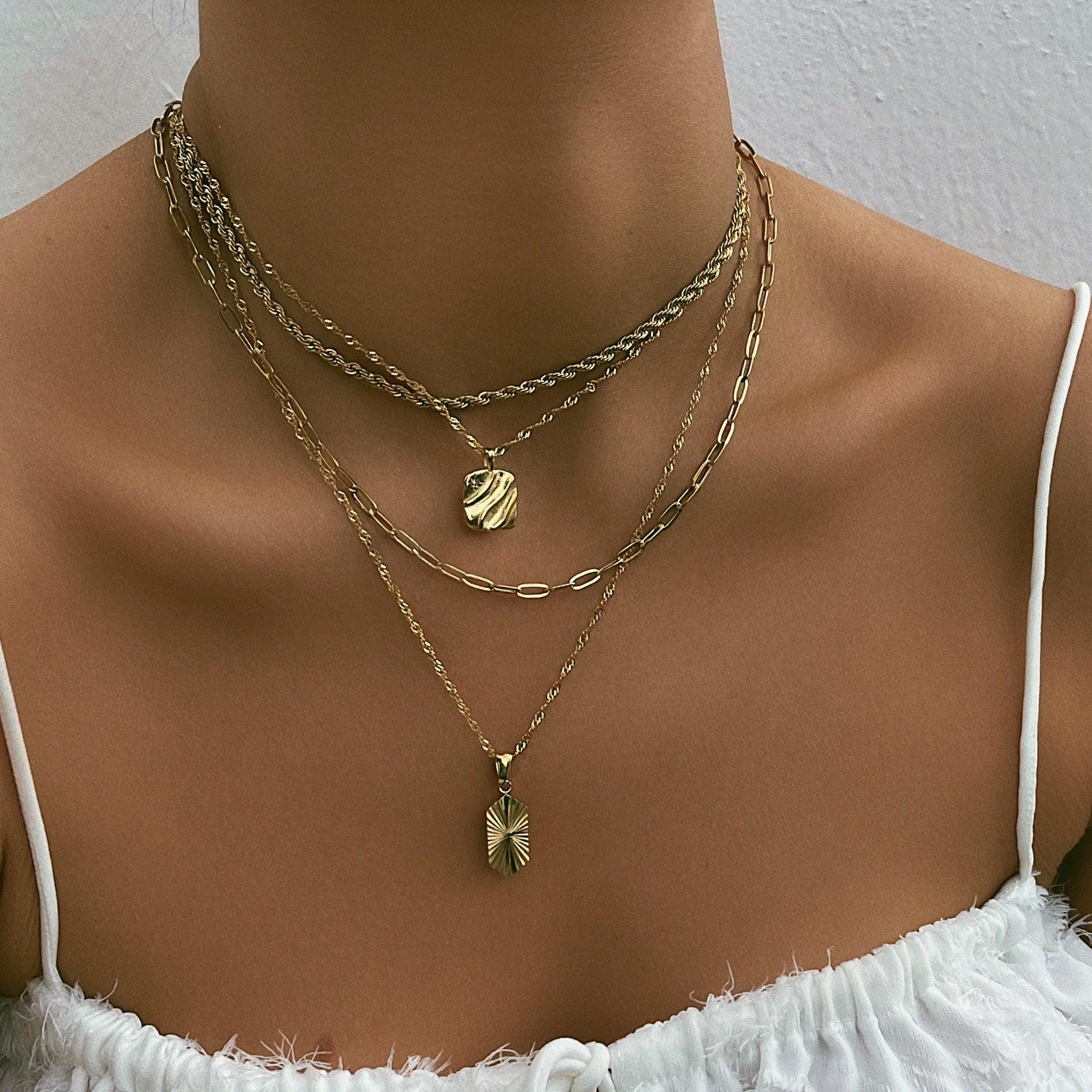 Aida Necklace