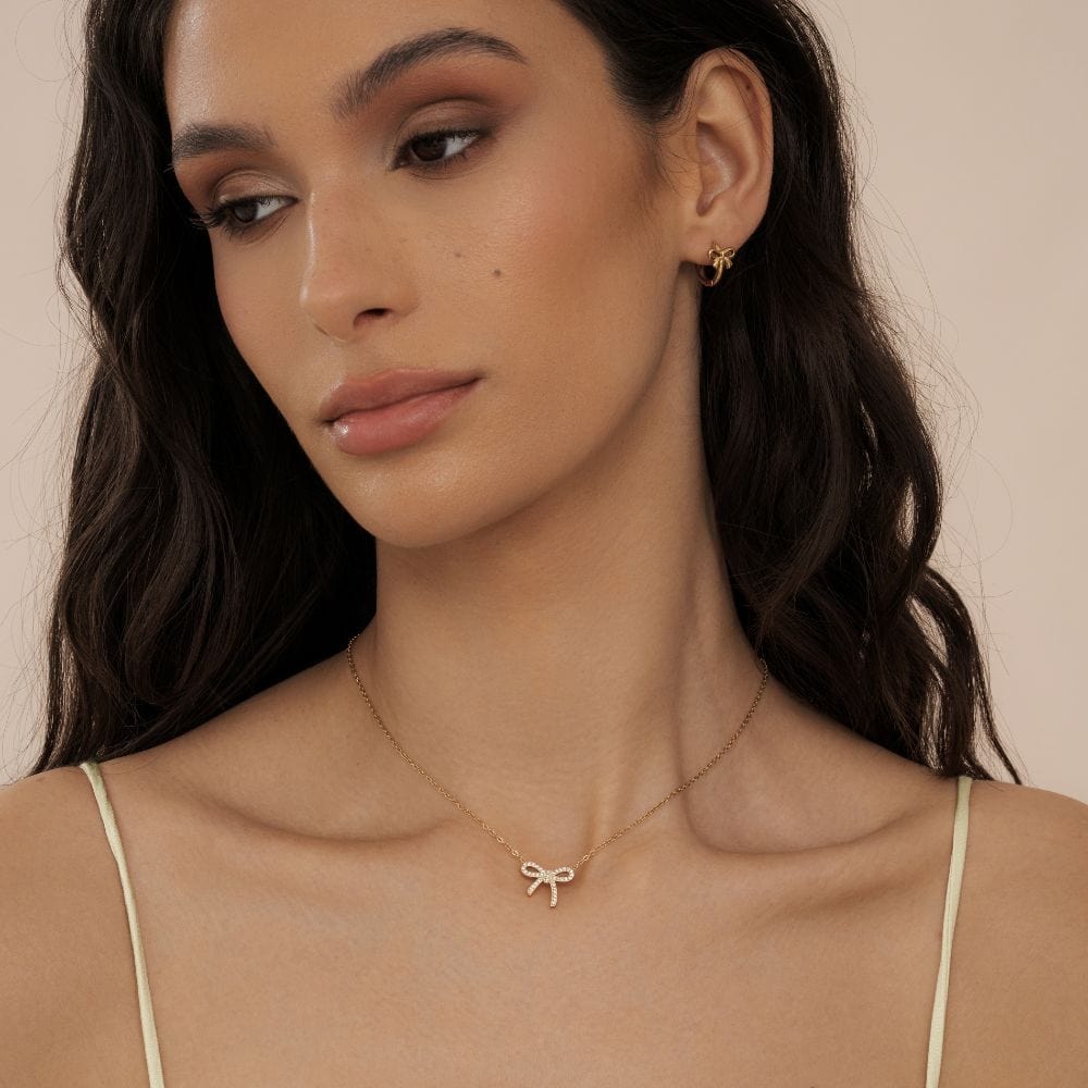 Annie Bow Necklace
