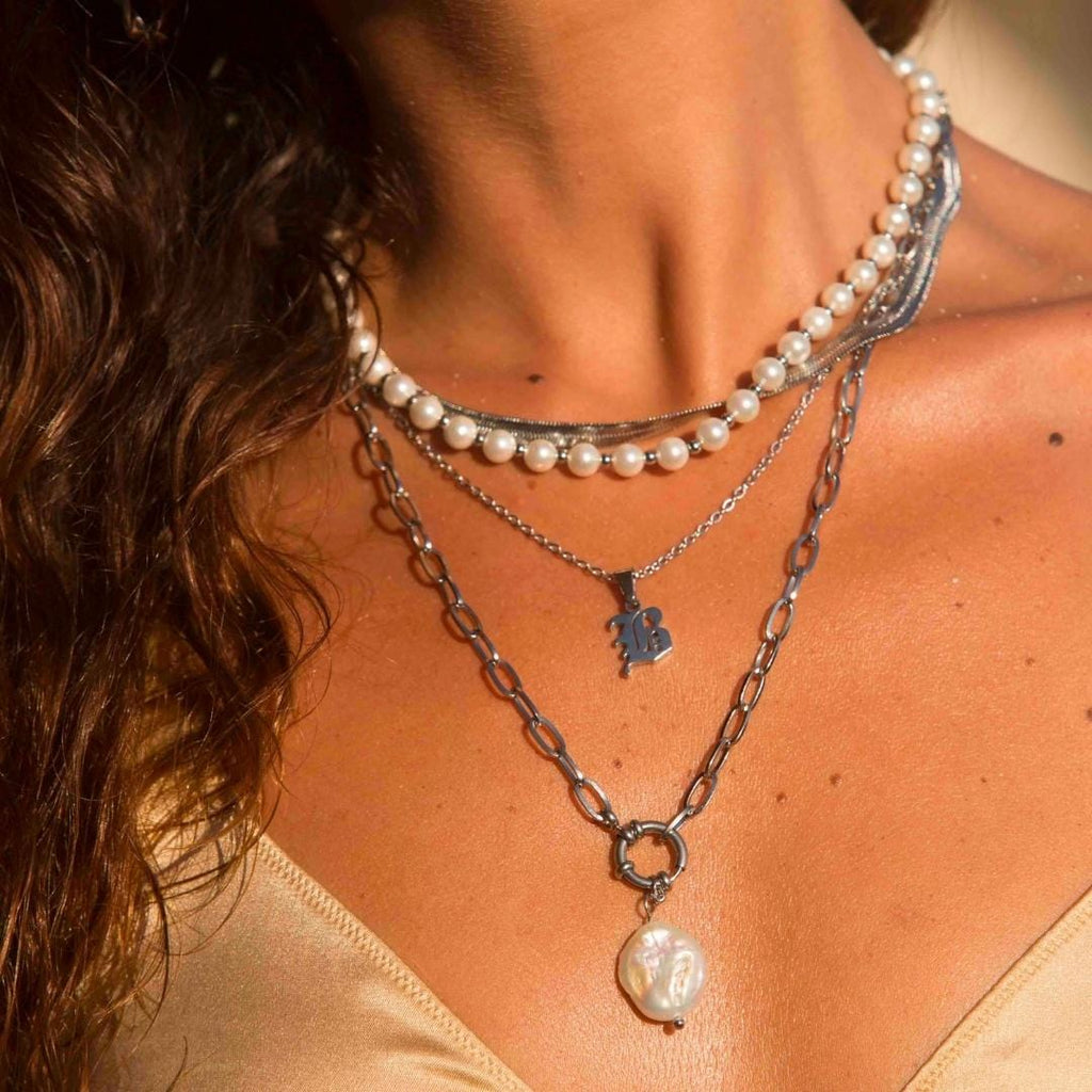 Macy Pearl Choker