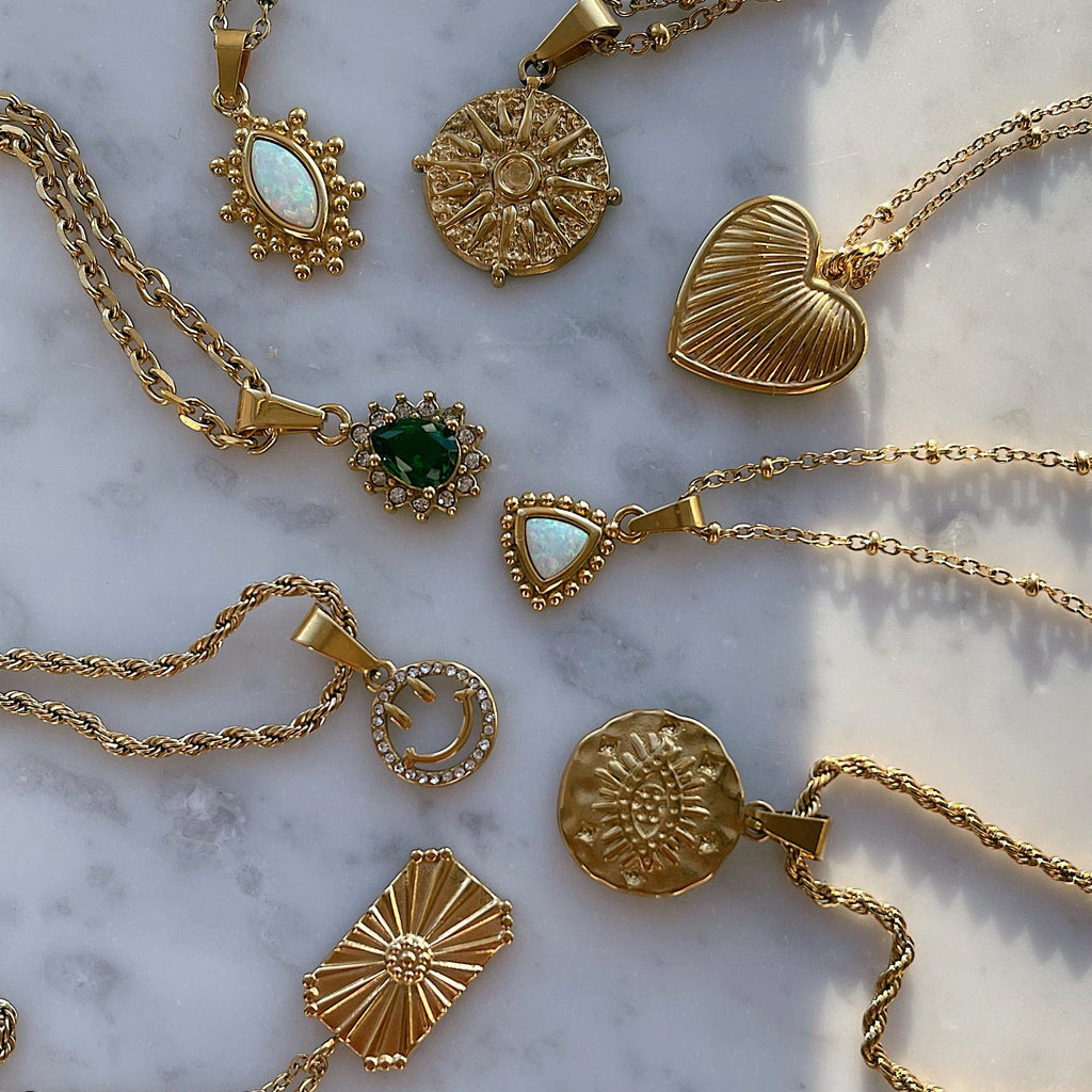 Maeva Necklace