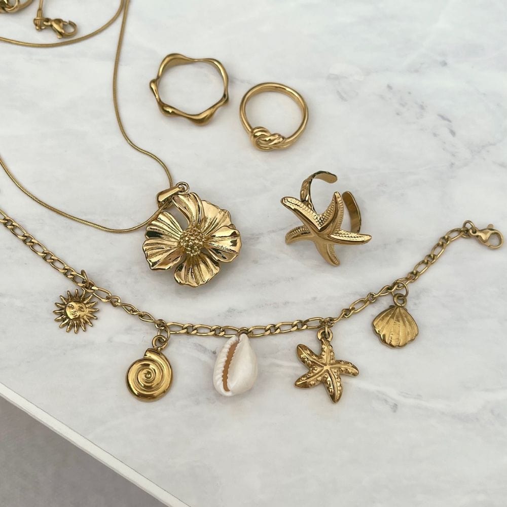 Shelby Necklace