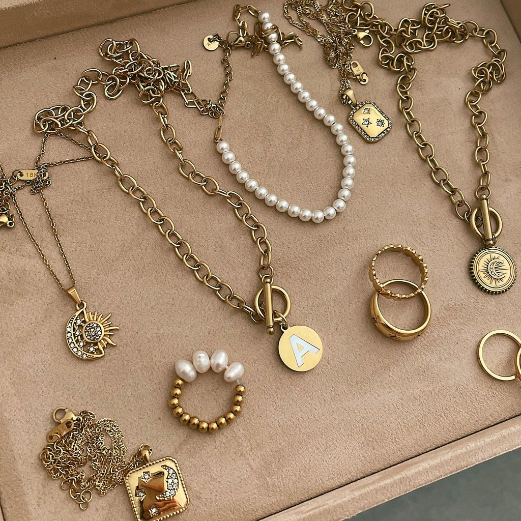 Spring Break Pearl Necklace