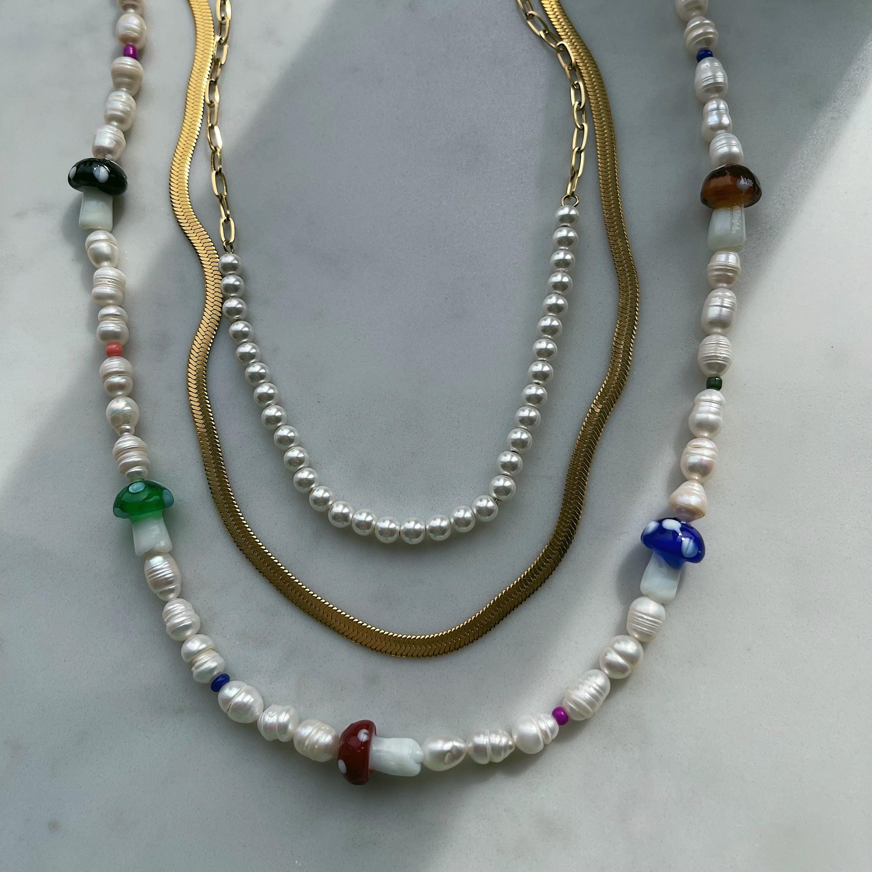 Spring Break Pearl Necklace