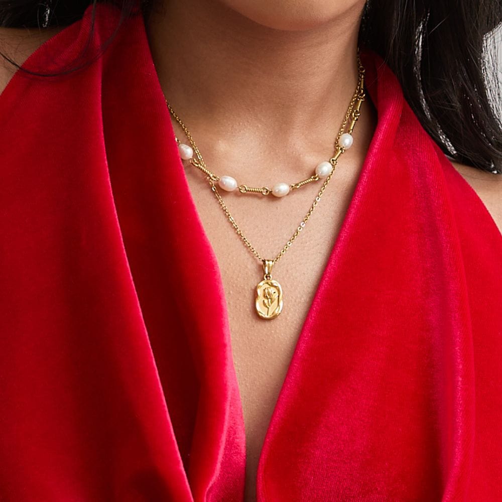 Rose Glow Necklace